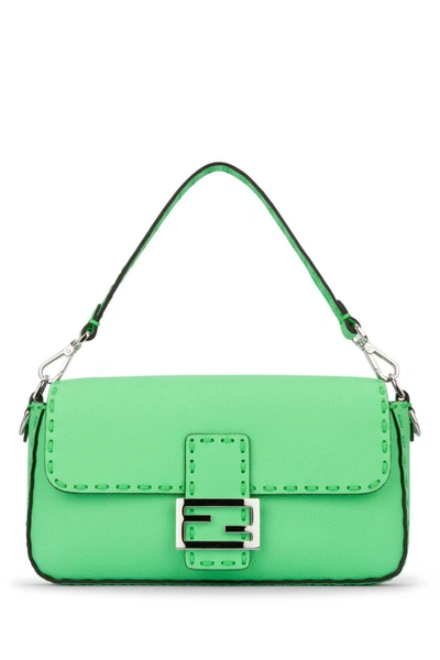 Fendi Ff Motif Chained Shoulder Bag In Green