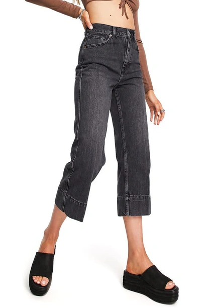 Topshop Loose Cropped Jeans In Washed Black