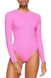 SKIMS SKIMS FITS EVERYBODY LONG SLEEVE CREWNECK BODYSUIT