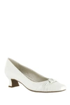 Easy Street Waive Square Toe Pump In White
