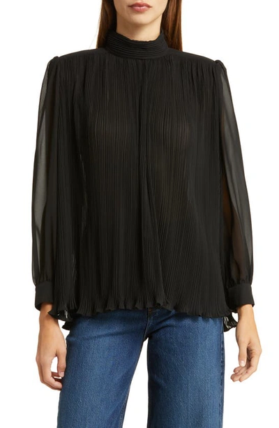 Frame Pleated Strong-shoulder Blouse In Black