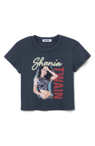 Daydreamer Shania Twain Shrunken Graphic T-shirt In Black