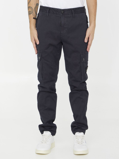 Stone Island Compass-motif Cotton Cargo Pants In Blue