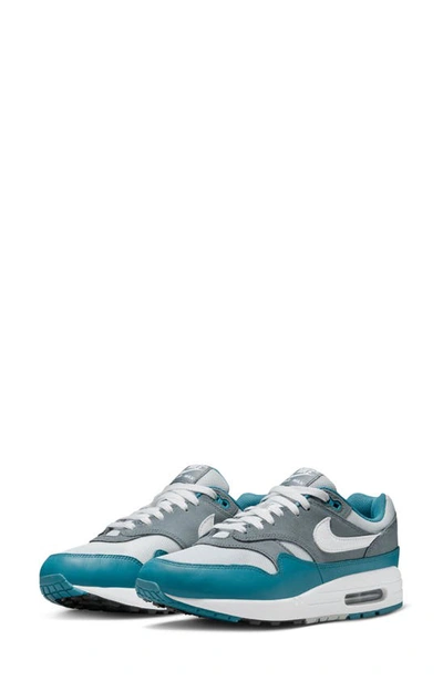 Nike Air Max 1 Sc Trainer In Photon Dust/white-cool Grey