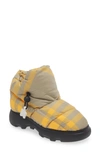 Burberry Check Pillow Padded Drawstring Snow Boots In Hunter/ Mimosa