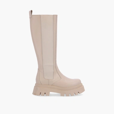 Alohas Go Getter Boots In White