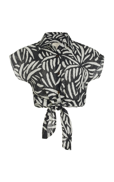 Cala De La Cruz Granadina Palm-printed Linen Cropped Shirt In Black