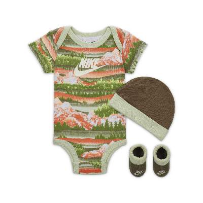 Nike Snow Day 3-piece Boxed Set Baby 3-piece Bodysuit Set In Green