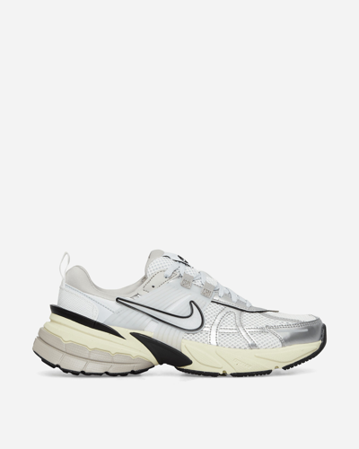 Nike Runtekk Sneaker In Summit White/mtlc Silver-pure Platinum-lt Iron Ore