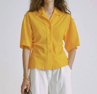Sayaka Davis Gathered Waist Shirt In Mango In Yellow