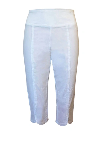 Ethyl Skimmer Stretch Capri Pants In White