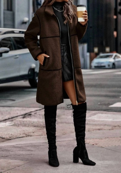 Elook Ny Street-style Fleece Coat In Brown