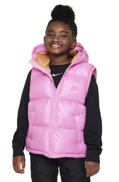 Nike Sportswear Heavyweight Synthetic Fill Easyon Big Kids' Therma-fit Repel Loose Hooded Vest In Red