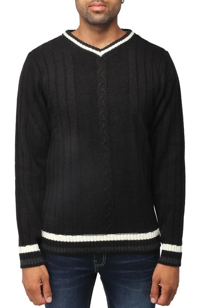 X-ray Tipped V-neck Cable Knit Pullover Sweater In Black