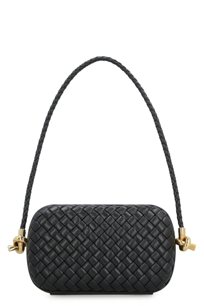 Bottega Veneta Knot Leather Clutch In Black