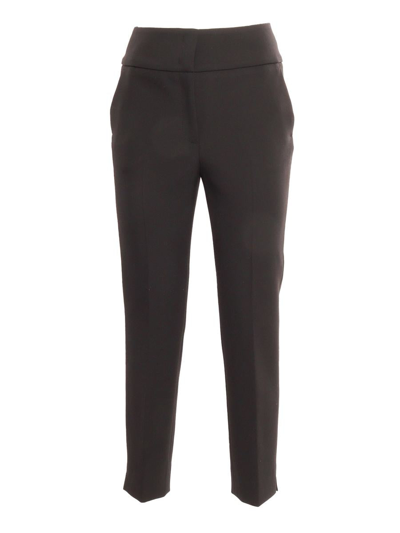 Peserico Trousers In Black