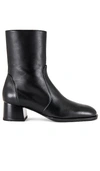 Stuart Weitzman Flareblock 60mm Leather Boots In Black