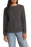 LOVEAPPELLA CREWNECK LONG SLEEVE TOP