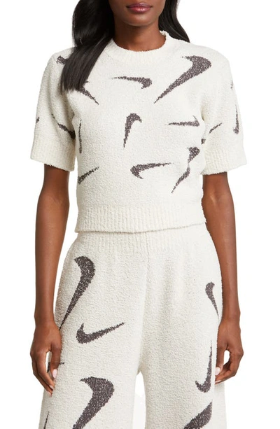 Nike Women's  Sportswear Phoenix Cozy Bouclã© Slim Short-sleeve Cropped Knit Top In Brown