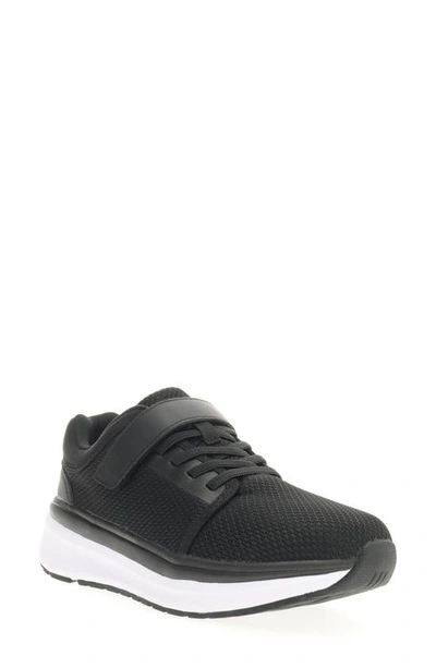 Propét Women's Ultima Fx Sneakers In Black