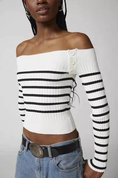 Urban Outfitters In White/black