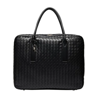 Bottega Veneta Intrecciato Shoulder Bag In Black_silver