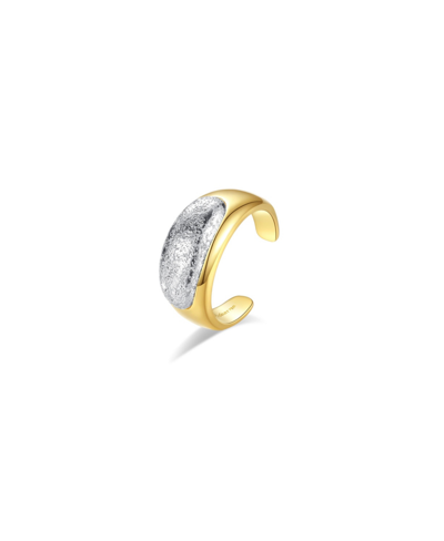 Classicharms Frosted And Matted Texture Two Tone Ring In Yellow