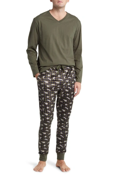 Majestic International Chalet Pajamas In Green