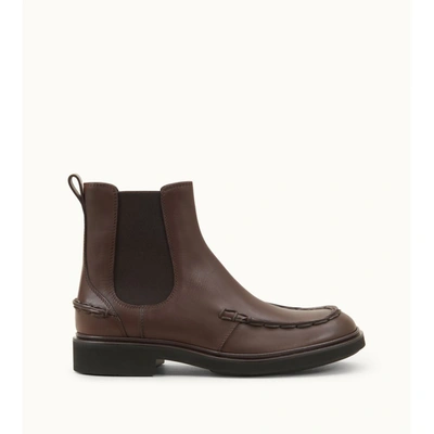 Tod's Clint Ankle Boots In Leather In Brown