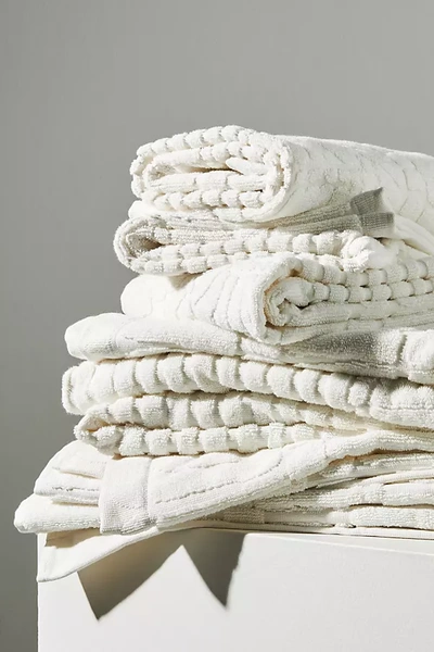 Anthropologie Leighton Cotton Bath Towel Collection