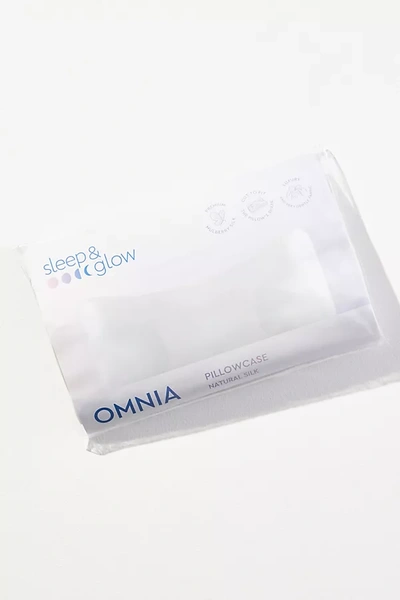 Sleep & Glow Omnia Silk Pillowcase In White