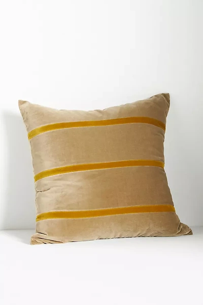 Christina Lundsteen Gemma Pillow