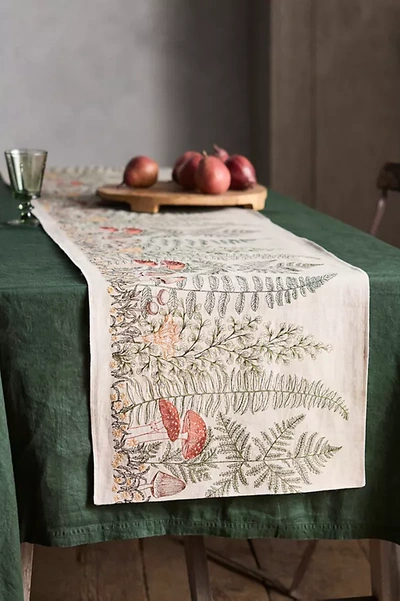 Terrain Coral & Tusk Mushroom And Fern Runner In White