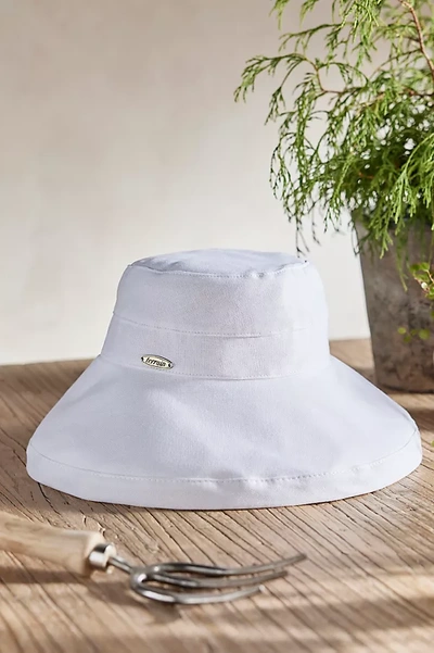 Terrain Cotton Crusher Hat In White