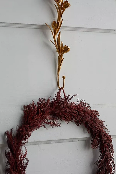 Terrain Crocus Iron Wreath Hanger In Red