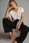 Frame Le Mid Rise V-neck Tee In White