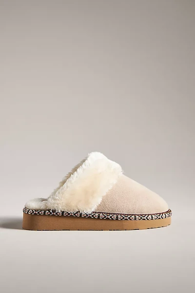 Minnetonka Cerise Slippers In Grey