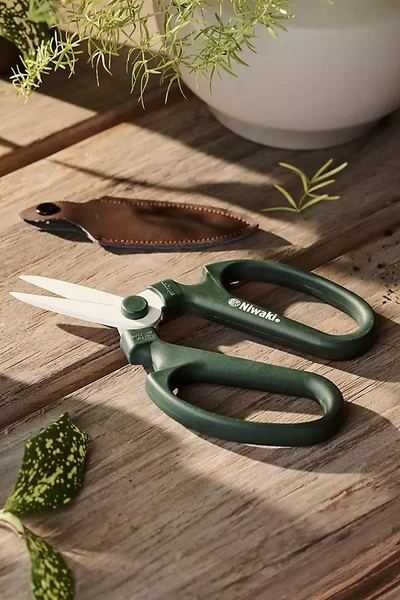 Terrain Niwaki Sakagen Floral Scissors In Green