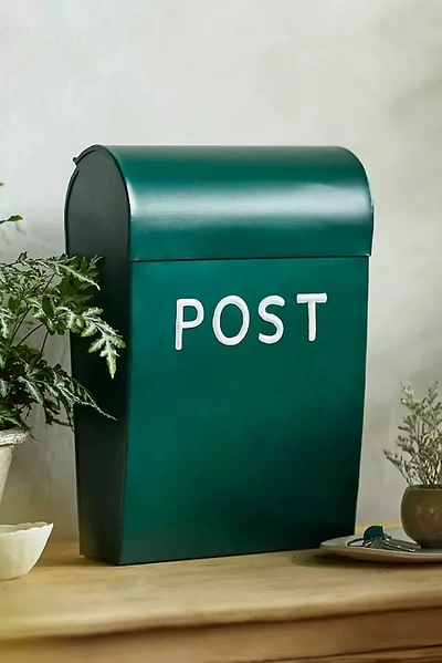 Terrain Post Box