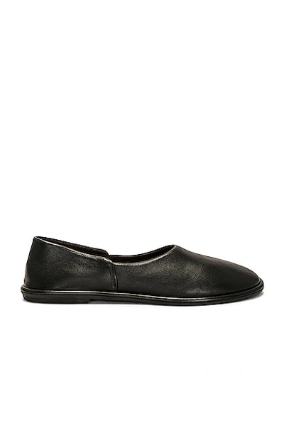The Row Canal Leather Ballerina Flats In Black