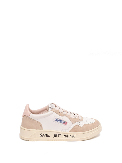 Autry `medalist` Low-top Sneakers In Bianco