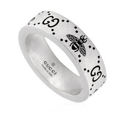 Pre-owned Gucci Sterling Silver Gg And Bee Engraved Ring