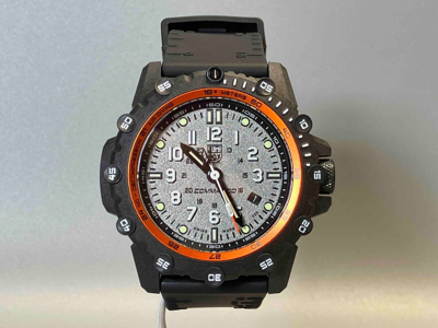 Pre-owned Luminox Commando Xs.3301 Men's Watch Analog Display Black Rubber Band