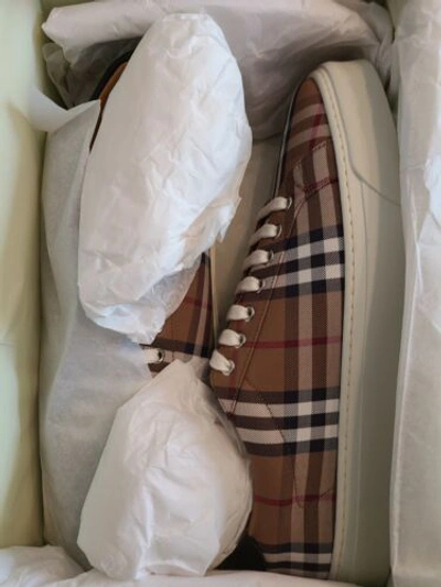 Pre-owned Burberry $650 Size 12 -  Logo Multicolor - Authentic - Limited Leather Accent