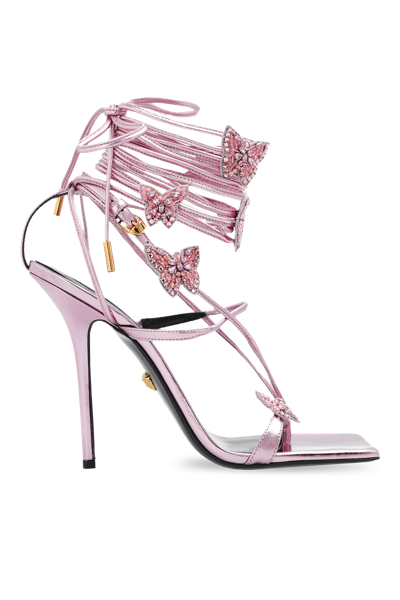 【Versace】 x Dua Lipa 'Butterflies' 95mm ミュール 20067057_50566827_322.jpg