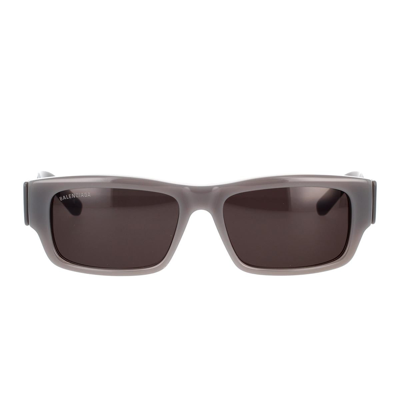 Balenciaga Sunglasses In Gray
