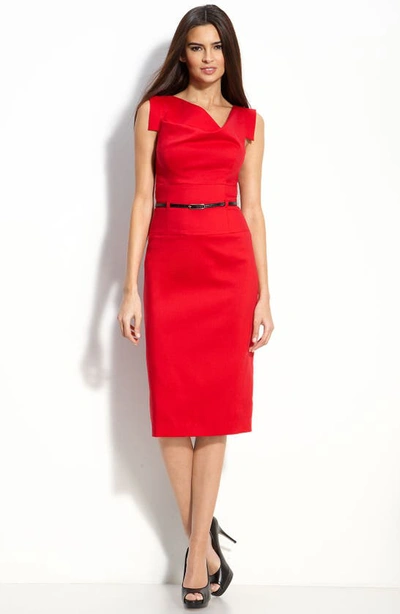 Black Halo Jackie O Sleeveless Sheath Dress In Classic Red