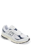 NEW BALANCE 2002R SNEAKER