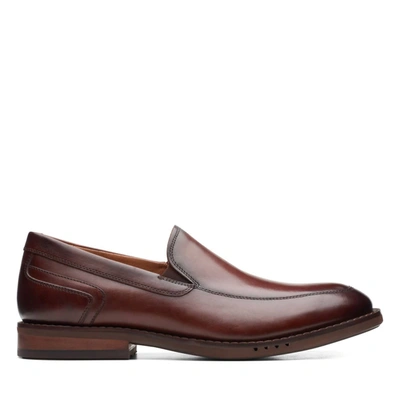 CLARKS MEN'S UN HUGH STEP SHOES IN BROWN LEATHER