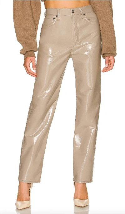 Agolde Recycled Leather 90's Pinch Waist Jeans In Quail Patent In Beige